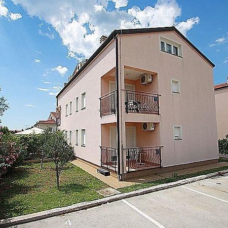 Apartment Bilic With Balcony Poreč Exteriör bild